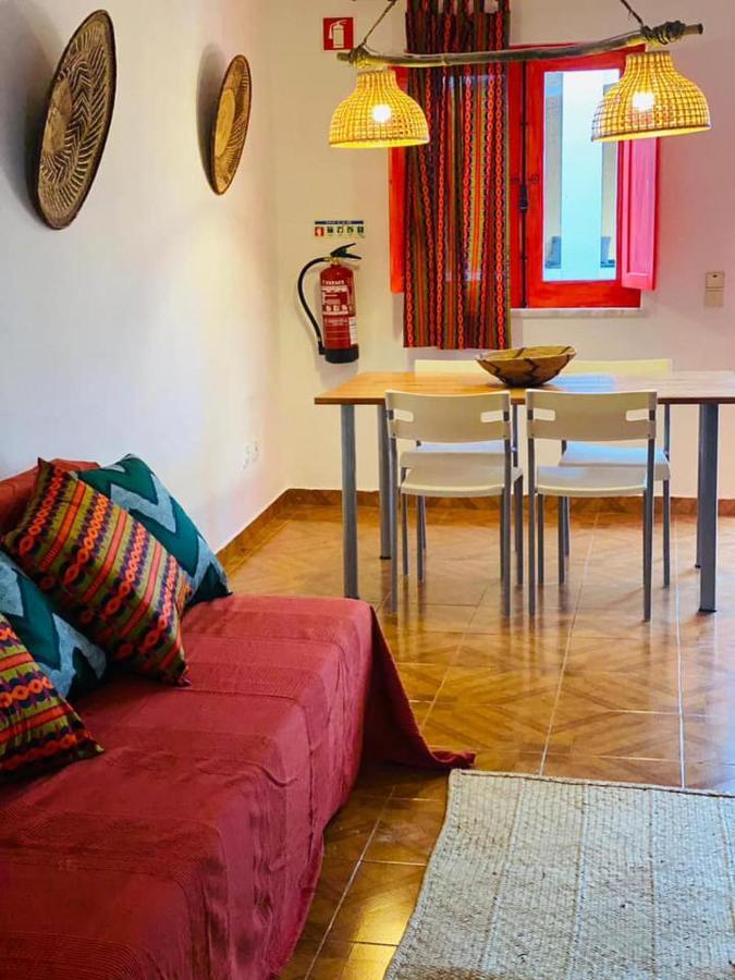Baobab Moz Lodge Vila Nova de Milfontes Bagian luar foto